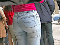 There are hot women in jeans everywhere: in public transport, in malls, in the streets... Here's a hot compilation for you!